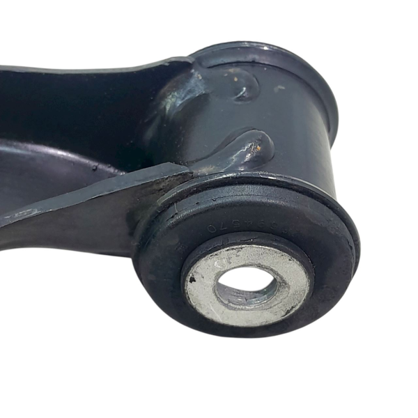 BANDEJA DIANTEIRA ESQUERDA GM ONIX 2023    206645