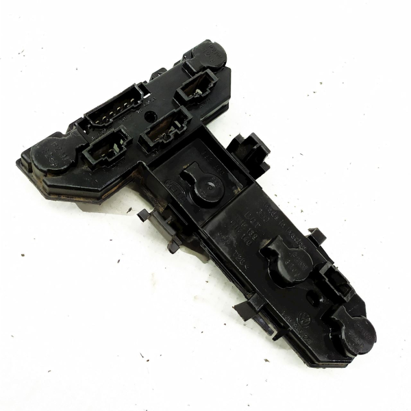 CIRCUITO LANTERNA ESQUERDA VW GOLF 2002    147327