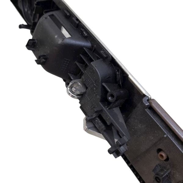 MAÇANETA INTERNA PORTA TRASEIRA ESQUERDA  VW TOUAREG V8 2009 208891