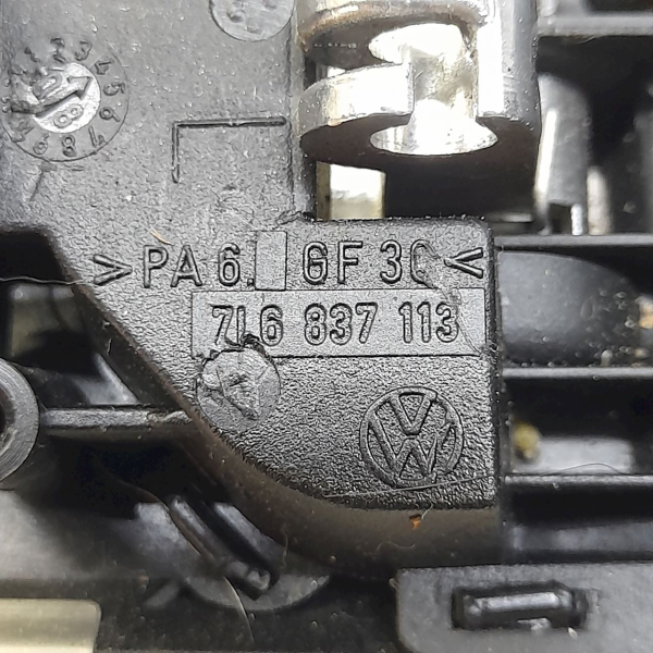 MAÇANETA INTERNA PORTA TRASEIRA ESQUERDA  VW TOUAREG V8 2009 208891