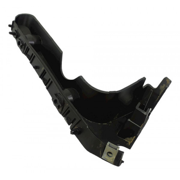 Guia Direito Para-choque Traseiro Citroën C3 Picasso 2015   