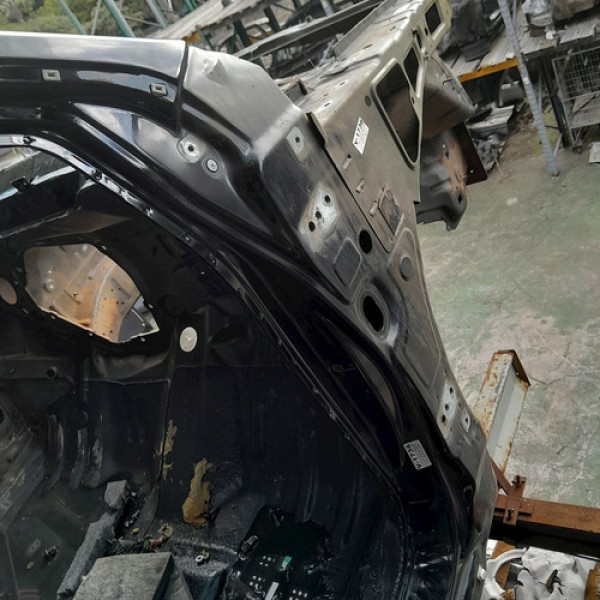 Caixa Ar Pé Coluna Central Direita  Gm Captiva 3.6 2009 1887