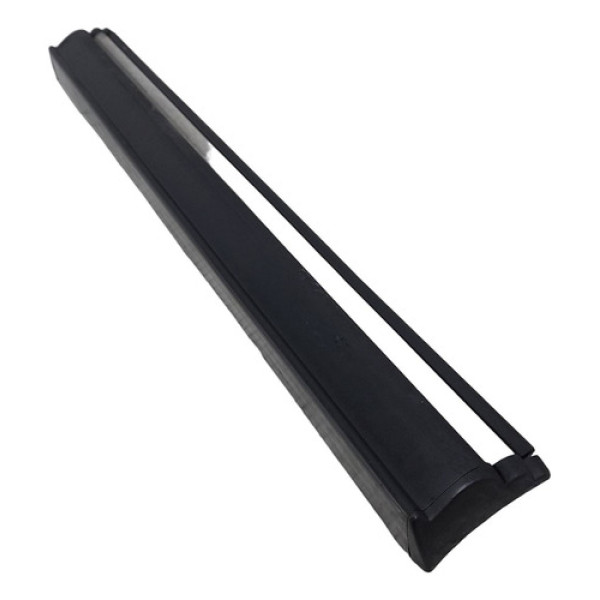 Borracha Aplique Lateral Direita Vw Santana Cl 2.0 1990 1662