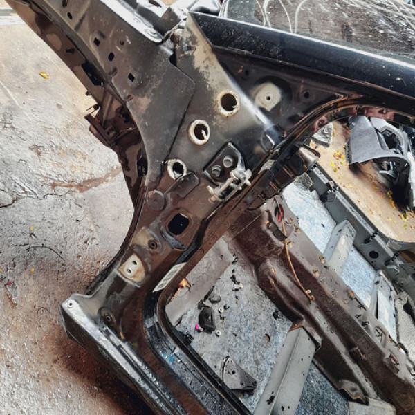 Caixa Ar Pé Coluna Central Esquerda Citroën C4 1.6 16v Hb 20