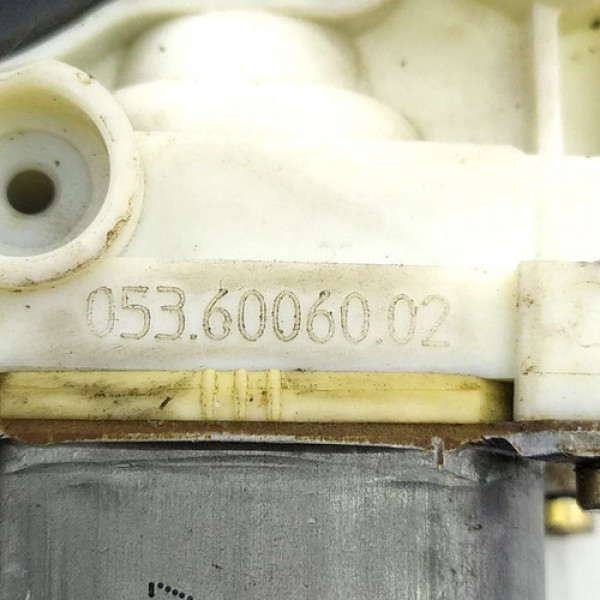 Motor Máquina Vidro Porta Traseira Esquerda Vw Bora 2002    
