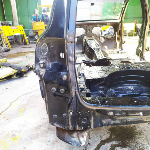 Lateral Esquerda Vw Touareg 2005 Original 1301