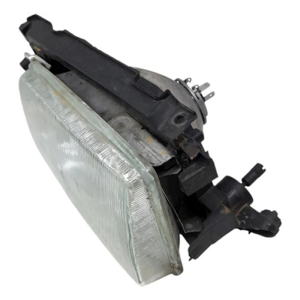 Farol Esquerdo Gm Kadett 1.8 1993    211805 Direito/passageiro