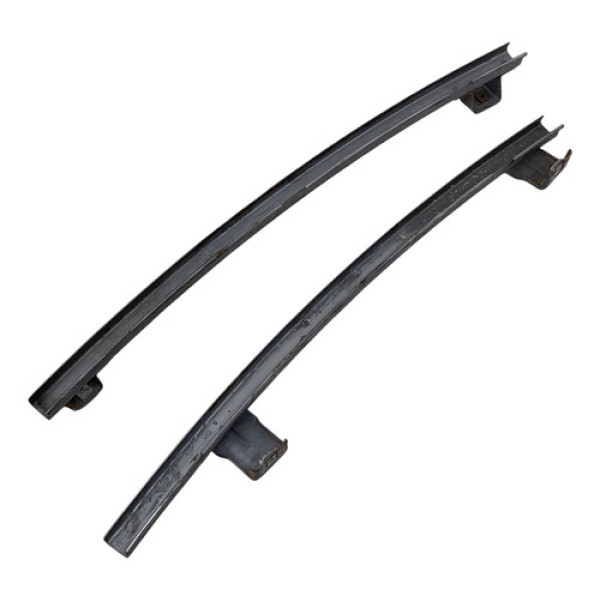 Guia Canaleta Vidro Porta Dianteira Direita Jeep Cherokee Sp Preto