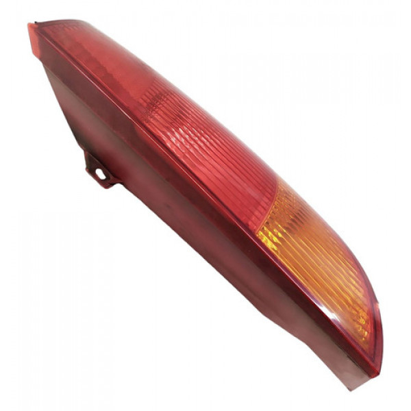 Lanterna Direita Ford Focus 2003    164016