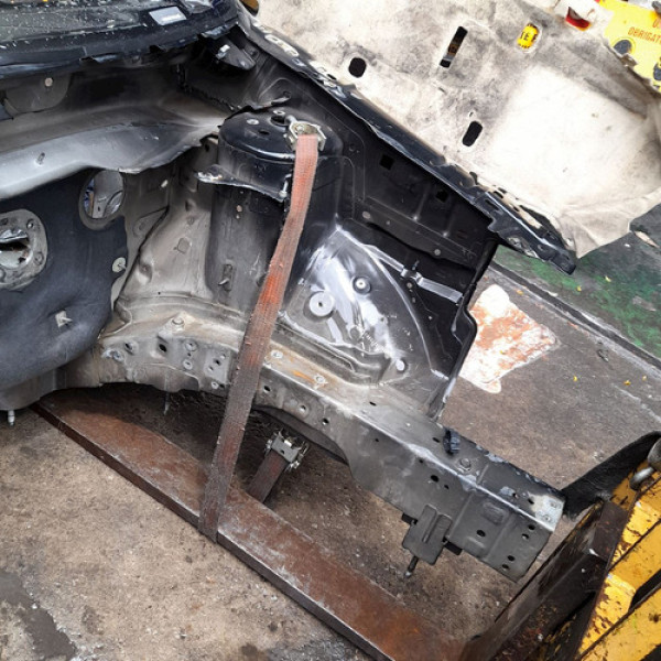 Longarina Esquerda  Ford Edge 3.5 2011 198107 Não Informado