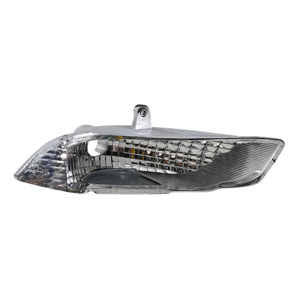 Refletor Luz Farol Esquerdo  Gm Tracker Premier 1.4  2019 18