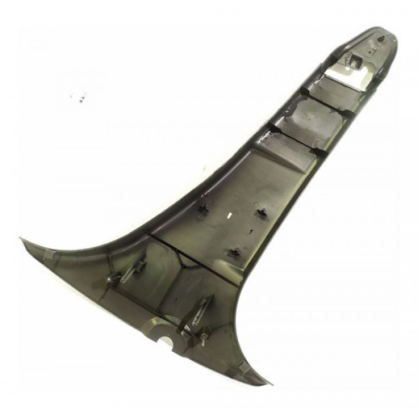 Capa Inferior Esquerda Coluna Central Sandero 2010 81819