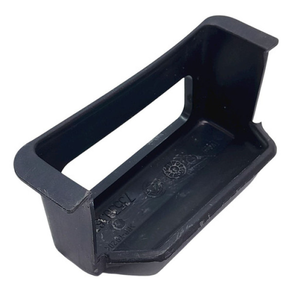 Acabamento Fechadura Tampa Traseira  Fiat Siena 1.0  2010 20 Não Informado