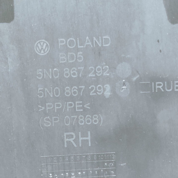 Capa Inferior Coluna Central Direita Vw Tiguan Tsi 2015