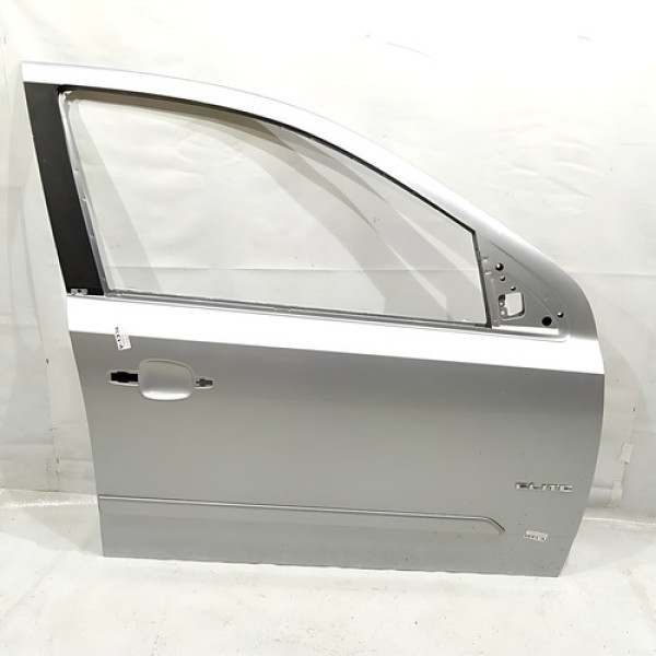 Porta Dianteira Direita Gm Vectra 2.0 Aut 2011 V1336 - P32 Prateado