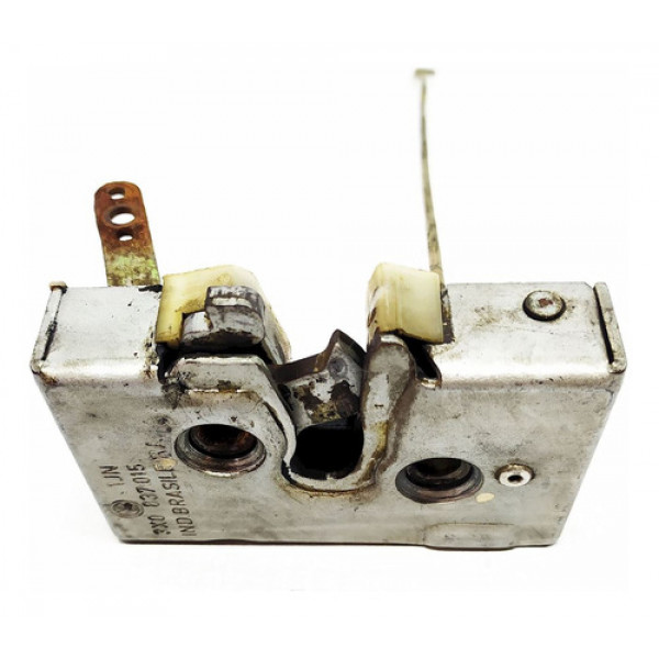 Fechadura Porta Dianteira Esquerda Vw Santana 2003    135856