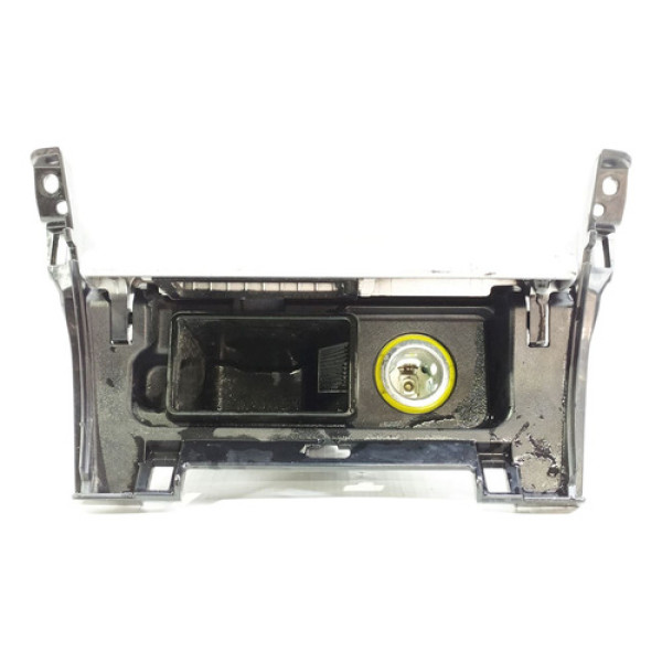 Porta Treco Tomada 12v Painel  Toyota Corolla Xei 2.0 2012 2 Não Informado