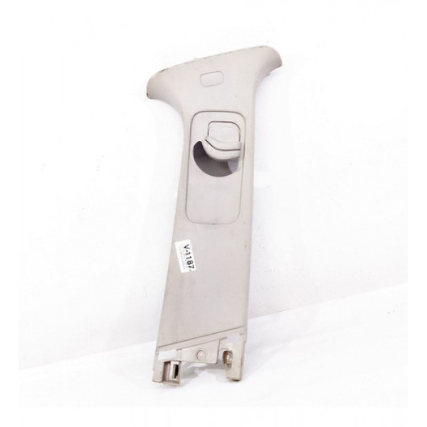 Capa Superior Coluna Central Direita Peugeot 307 2007    169