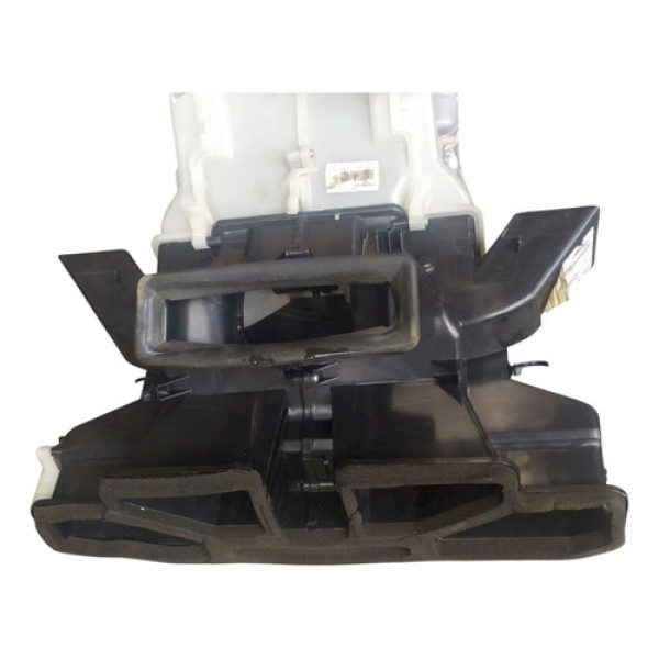 Caixa Ar Condicionado  Mercedes-benz B200 2.0 2007 186137