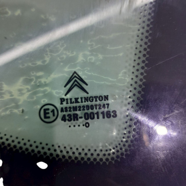 Vidro Óculos Traseiro Direito  Citroën C3 1.4 2011 197215