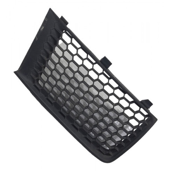 Grade Direita Para-choque Dianteiro Renault Sandero 2010    