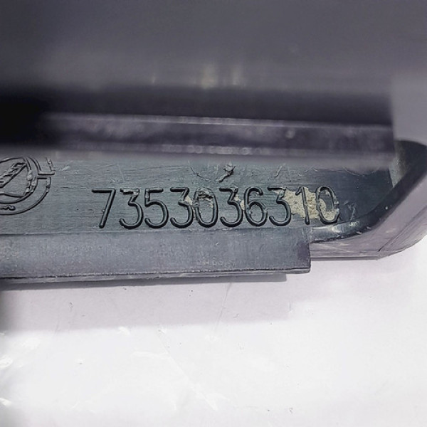 Acabamento Fechadura Tampa Traseira  Fiat Siena 1.0  2010 20 Não Informado