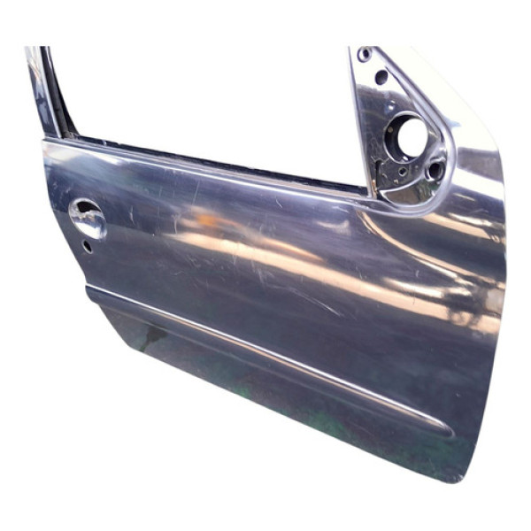 Porta Dianteira Direita Peugeot 207 Passion 1.4 2010 V1779 - Traseira Não Informado Não Informado