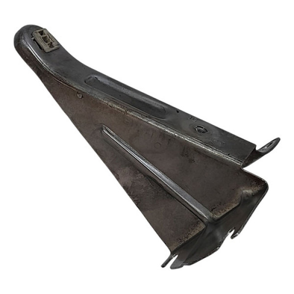 Suporte Esquerdo Churrasqueira  Fiat Idea  Adv 1.8 8v 2007 1 Não Informado