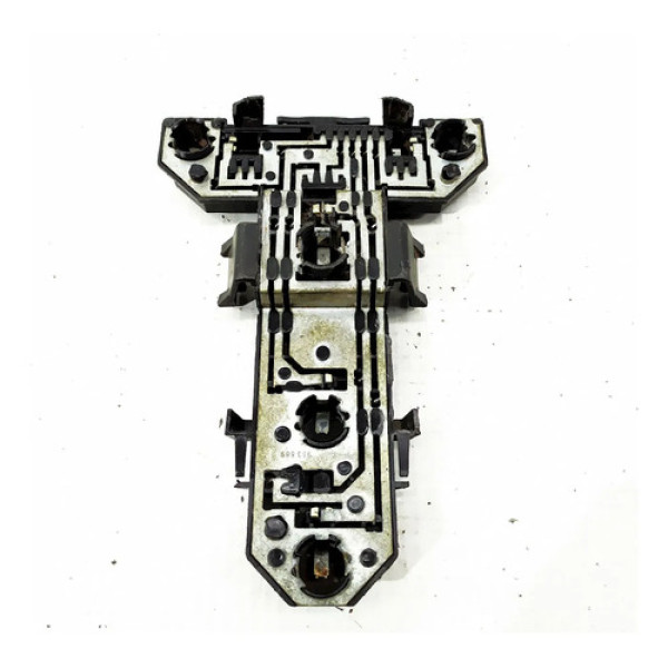 Circuito Lanterna Esquerda Vw Golf 2002    147327 Direito/passageiro Não Informado