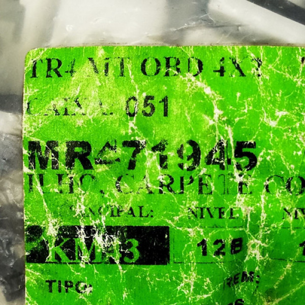 Ilhós Fixação Carpete Assoalho Mitsubishi Mr471945 111406