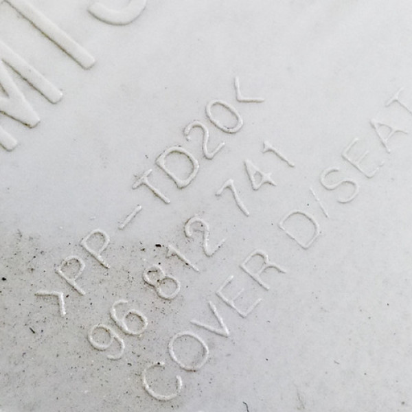 Capa Coluna Central Superior Esquerda Gm Captiva 2011    640