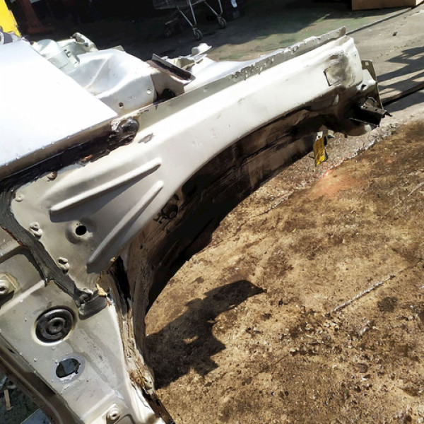 Longarina Direita  Vw Saveiro 1.6 2013 195893 Não Informado