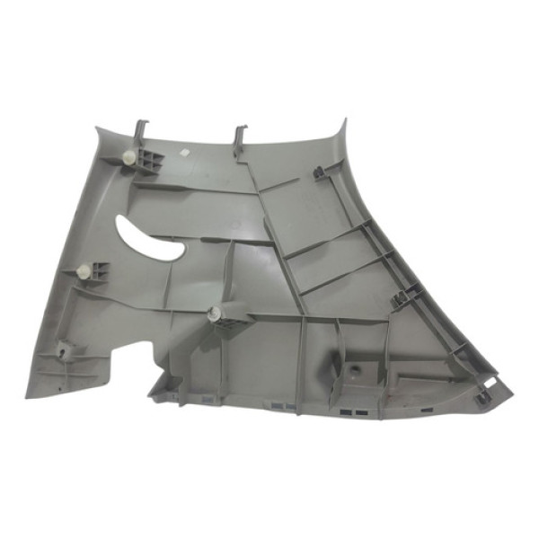 Acabamento Coluna Traseira Esquerda  Nissan Tiida 1.8 2011 2