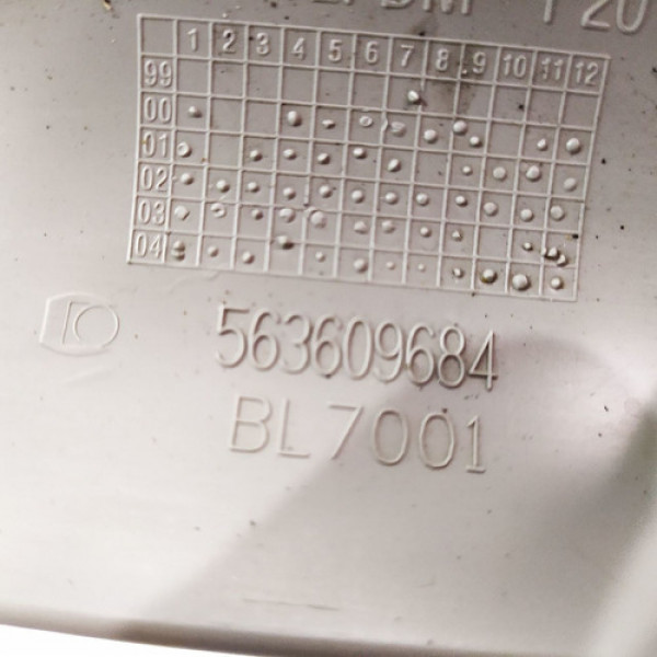 Acabamento Esquerdo Coluna Para-brisa Gm Corsa 1.4  2012 495