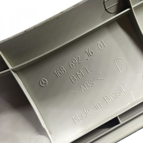 Capa Coluna Direita Para-brisa Mercedes Classe A 160 2001   