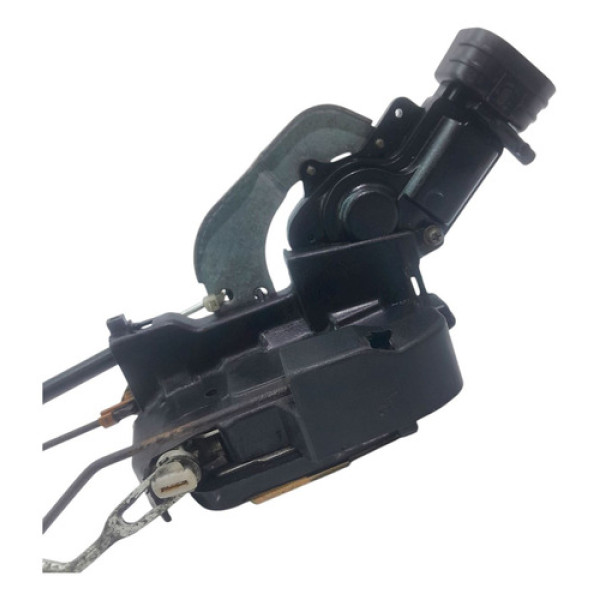 Fechadura Porta Dianteira Direita  Toyota Corolla 1.8  2002 