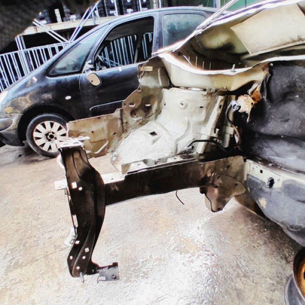 Longarina Direita  Citroën C3 Aircross 1.6 16v At  2014 2028 Não Informado