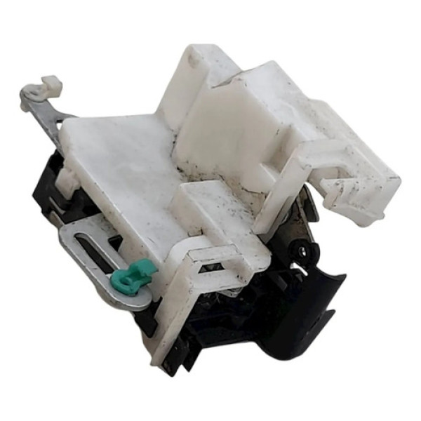 Fechadura Porta Dianteira Direita Gm Celta 2006/11    212509