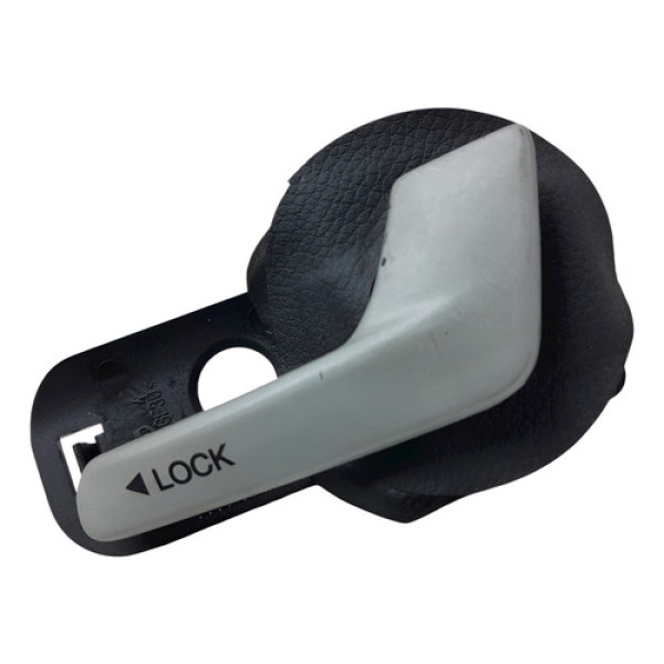 Maçaneta Interna Porta Traseira Direita  Fiat Siena 1.8 2007 - Não Informado - Traseira