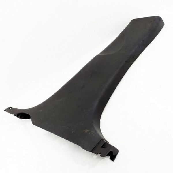 Capa Inferior Coluna Central Direita Nissan March 1.0s  2013