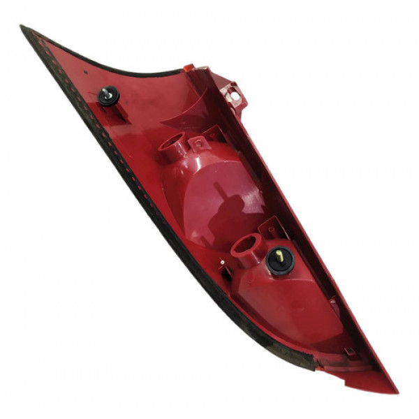 Lanterna Direita Ford Focus 2003    164016