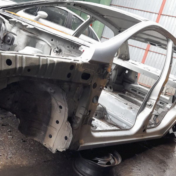 Caixa Ar Pé Coluna Central Esquerda Gm Corsa Sedan 1.8 2003 