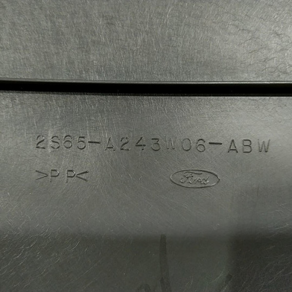 Capa Inferior Direita Coluna Central Ford Fiesta 2004 54377