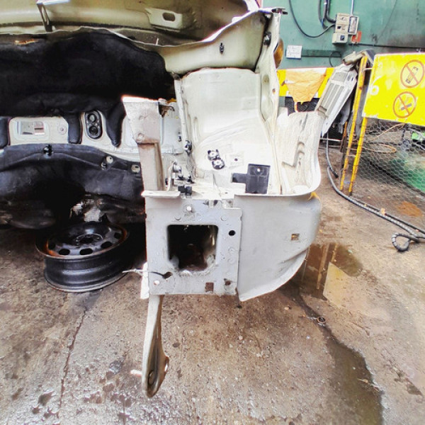 Longarina Esquerda  Citroën C3 Aircross 1.6 16v At  2014 202 Não Informado