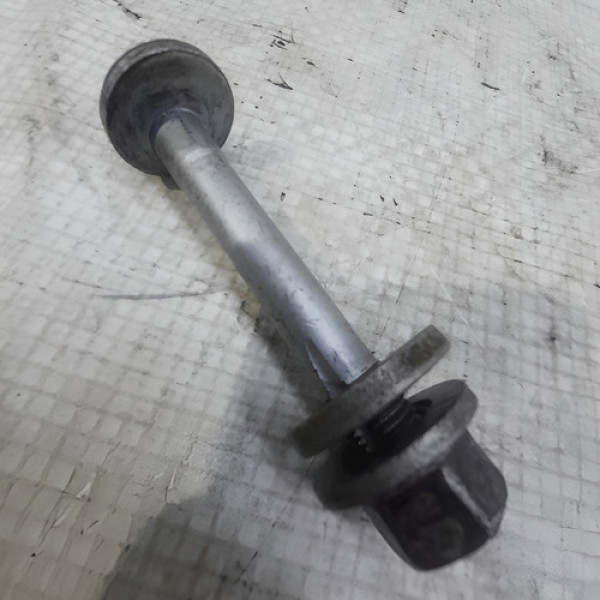 Parafuso Regulagem Cambagem Bmw 550i 4.8  2009 196902 Não Informado