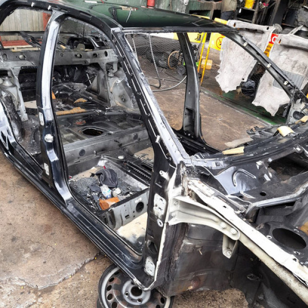 Caixa Ar Pé Coluna Central Direita Fiat Siena 1.0  2010 2018 Não Informado