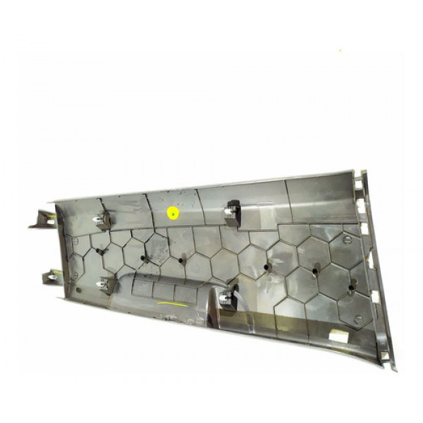 Capa  Inferior Esquerda Coluna Central Golf 2016 23557