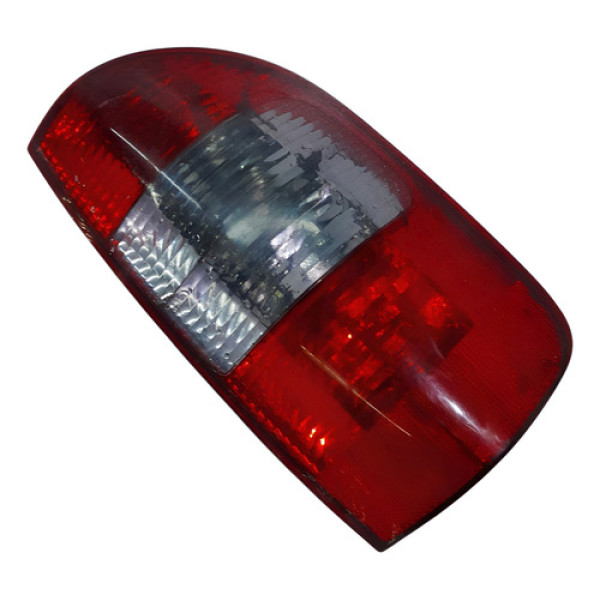 Lanterna Direita Gm S10  2.4  2002 V1750 - P19 Direito/passageiro Não Informado