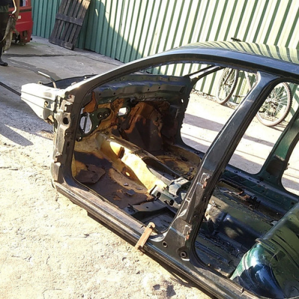 Caixa Ar Pé De Coluna Esquerda Corsa Wagon 1998 62524