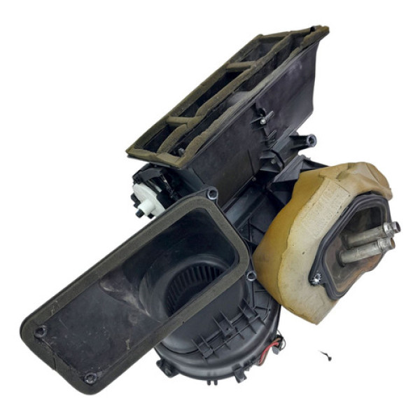 Caixa Ar Forçado Gm Corsa 2010    197458 Não Informado